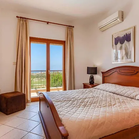 Villa Aphrodite Hills Elite 151 *